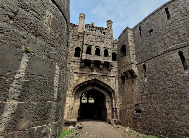 Solapur Fort